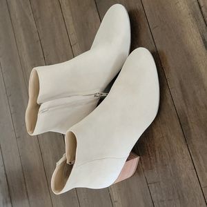 Banana Republic Booties